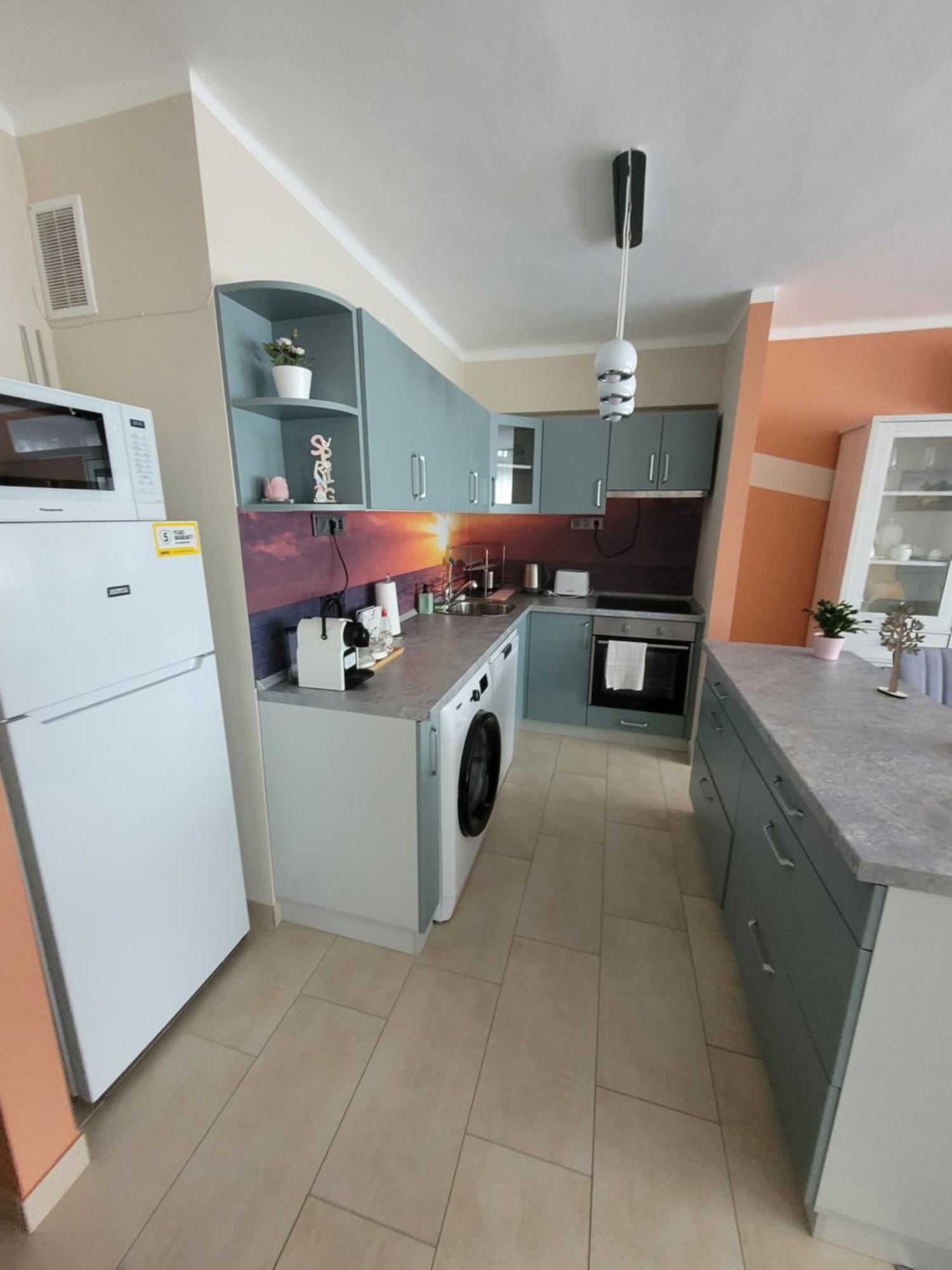Krisztina Apartman Apartment Salgótarján Exterior foto